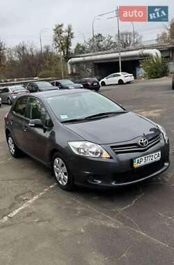 Toyota Auris 2011 Toyota Auris 2011