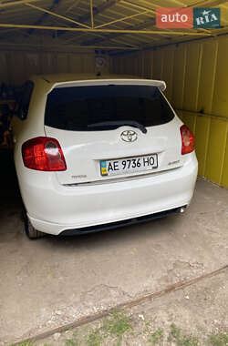 Хэтчбек Toyota Auris 2009 в 