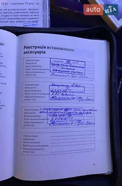 Хэтчбек Toyota Auris 2009 в 