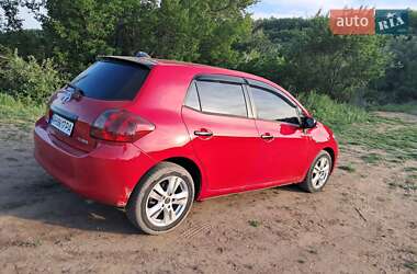 Хэтчбек Toyota Auris 2007 в 