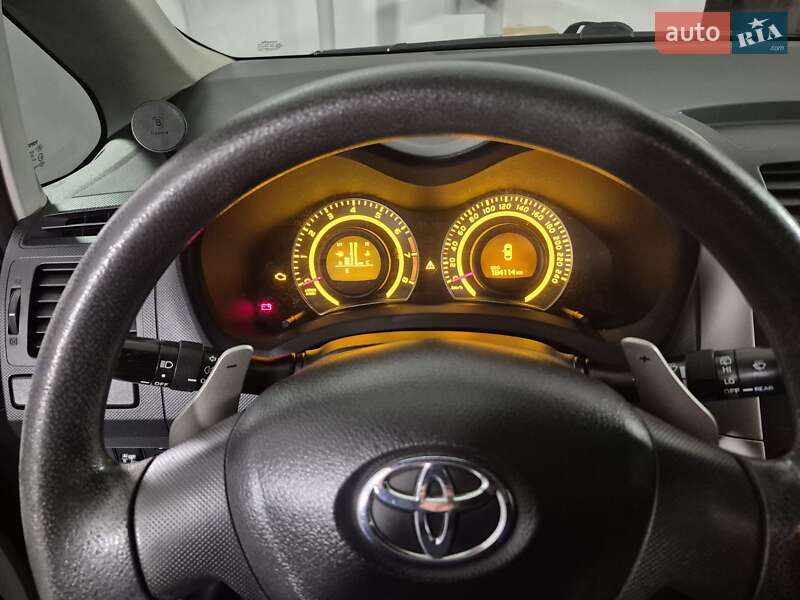 Хетчбек Toyota Auris 2008 в Києві