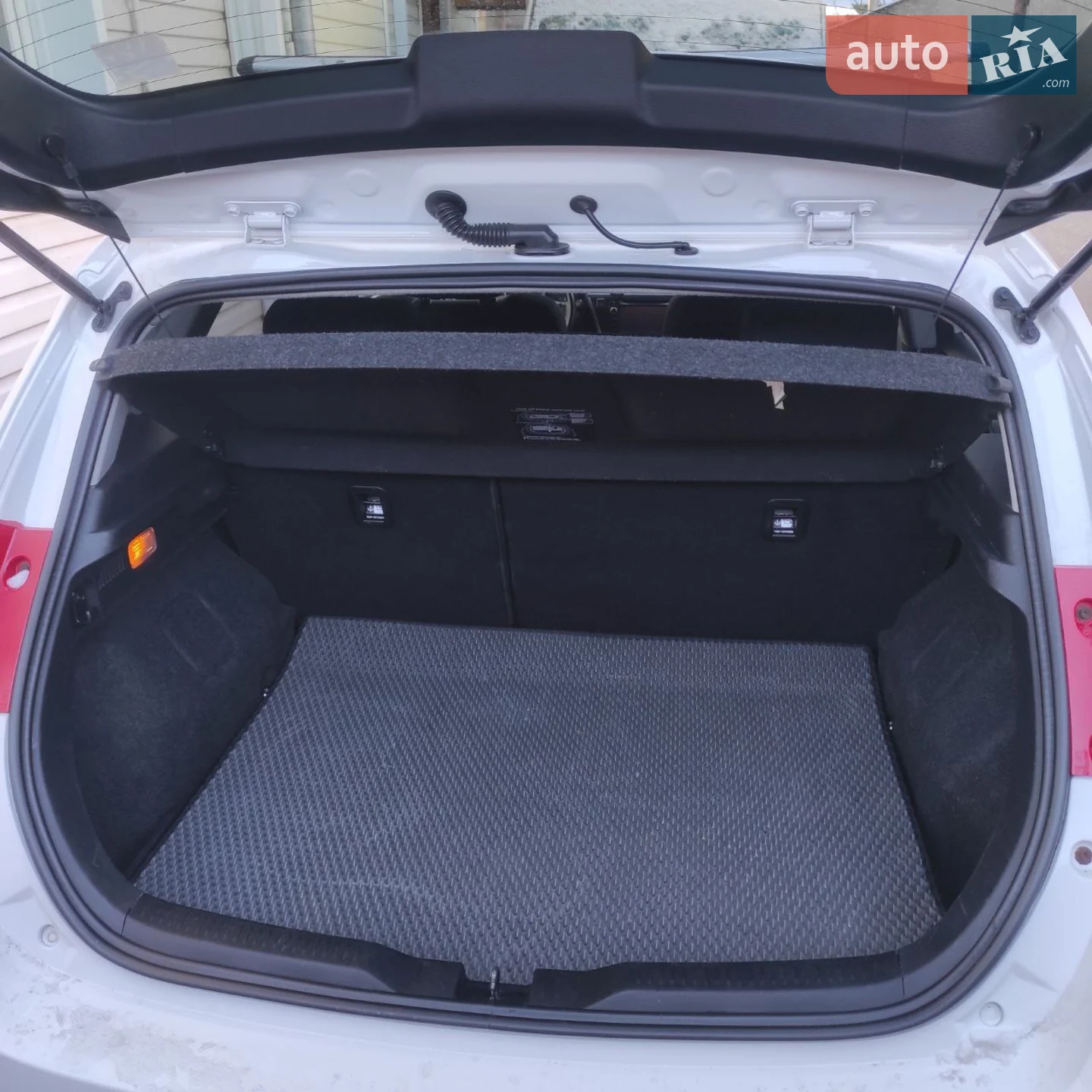 2013 Toyota Auris - мініатюра 50