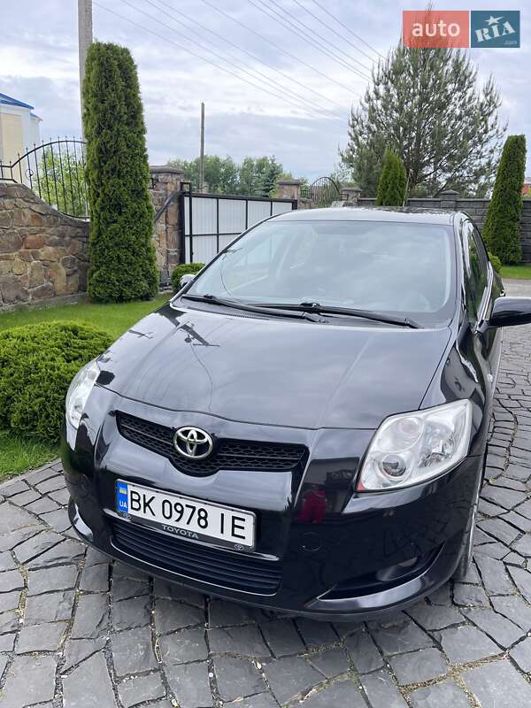 Toyota Auris 2008