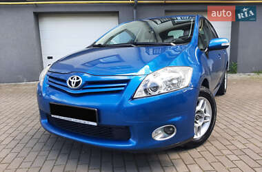 Хетчбек Toyota Auris 2011 в Коломиї