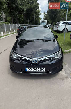 Универсал Toyota Auris 2015 в 