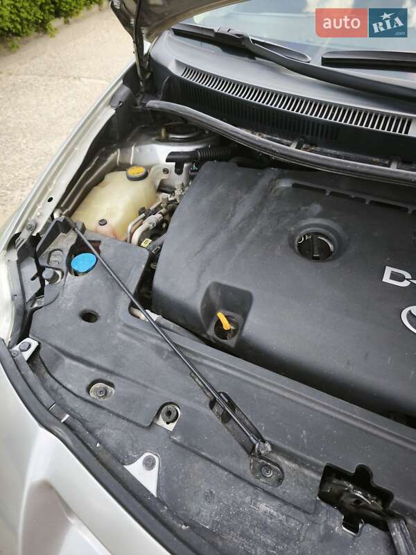 Хетчбек Toyota Auris 2007 в Кропивницькому