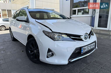 Универсал Toyota Auris 2013 в Одессе