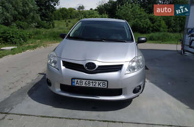 Хэтчбек Toyota Auris 2012 в Жмеринке