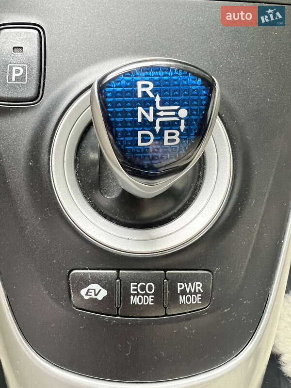 Хэтчбек Toyota Auris 2010 в Ивано-Франковске
