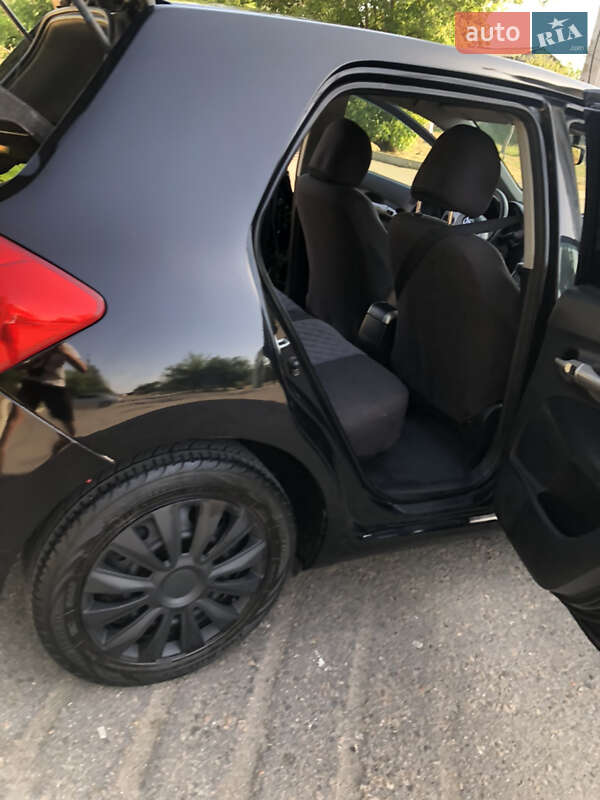 Хэтчбек Toyota Auris 2008 в Одессе