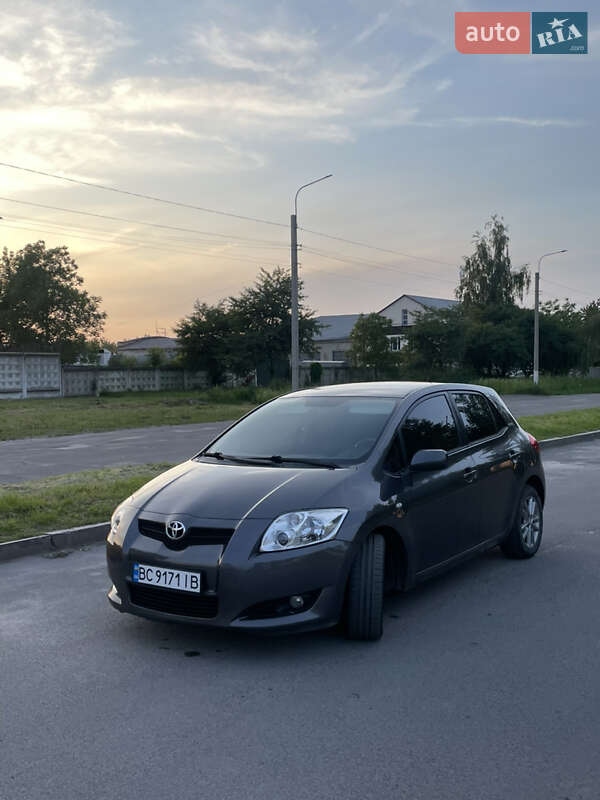 Toyota Auris 2008
