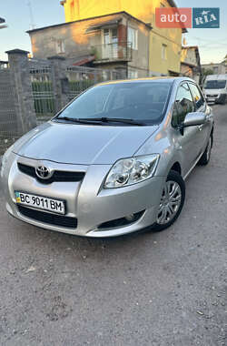 Хетчбек Toyota Auris 2008 в Львові