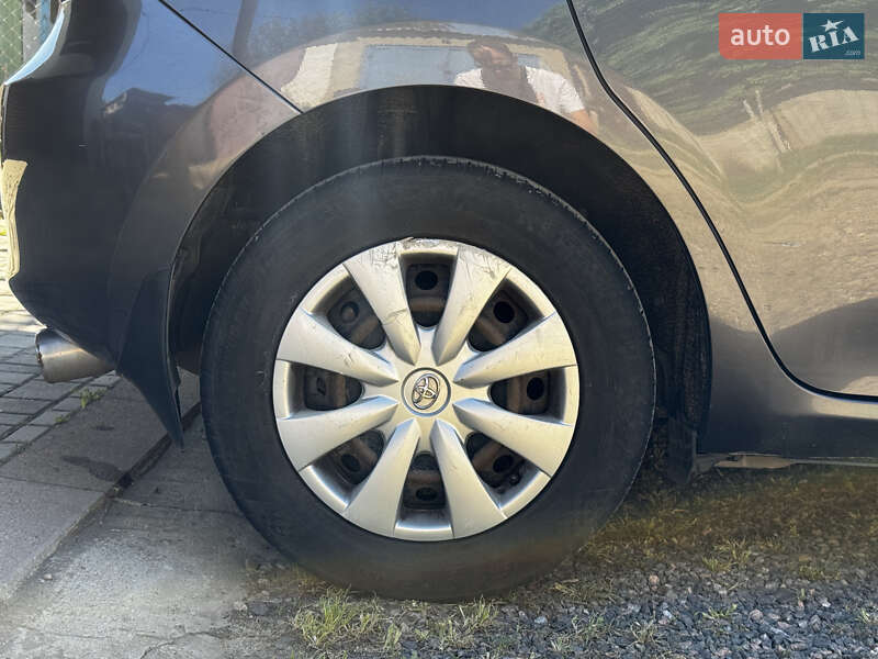 Хетчбек Toyota Auris 2009 в Біляївці фото 52 Хетчбек Toyota Auris 2009 в Біляївці