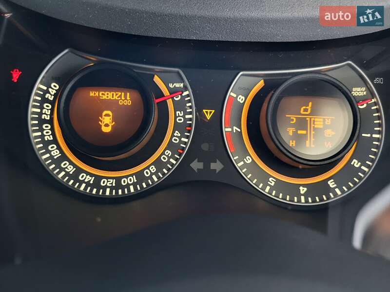 Хэтчбек Toyota Auris 2011 в Киеве