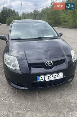 Хетчбек Toyota Auris 2008 в 