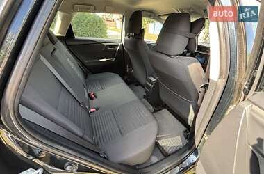 Универсал Toyota Auris 2015 в Ахтырке