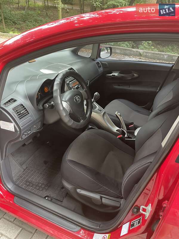 Хетчбек Toyota Auris 2007 в Києві