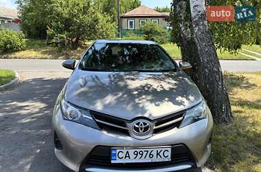 Хетчбек Toyota Auris 2013 в Черкасах