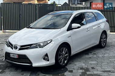 Универсал Toyota Auris 2015 в Луцке