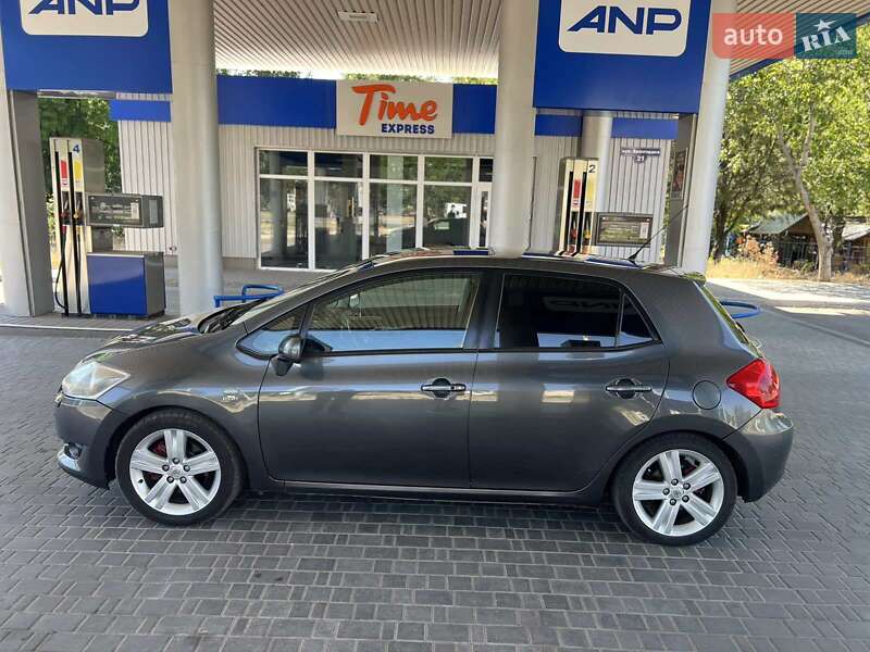 Хэтчбек Toyota Auris 2007 в Николаеве