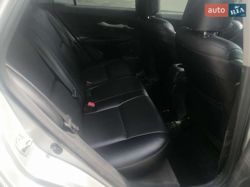 Хетчбек Toyota Auris 2007 в Новомосковську