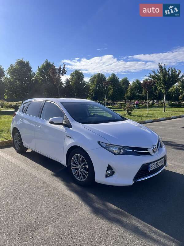 Хетчбек Toyota Auris 2013 в Києві фото 2 Хетчбек Toyota Auris 2013 в Києві