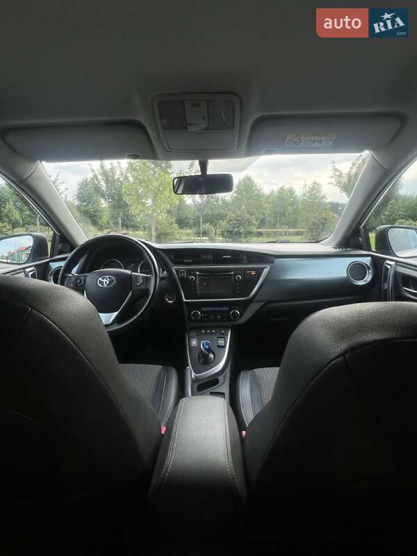 Хетчбек Toyota Auris 2013 в Києві фото 17 Хетчбек Toyota Auris 2013 в Києві