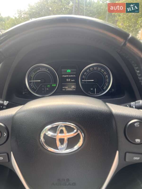 Хетчбек Toyota Auris 2013 в Києві фото 19 Хетчбек Toyota Auris 2013 в Києві