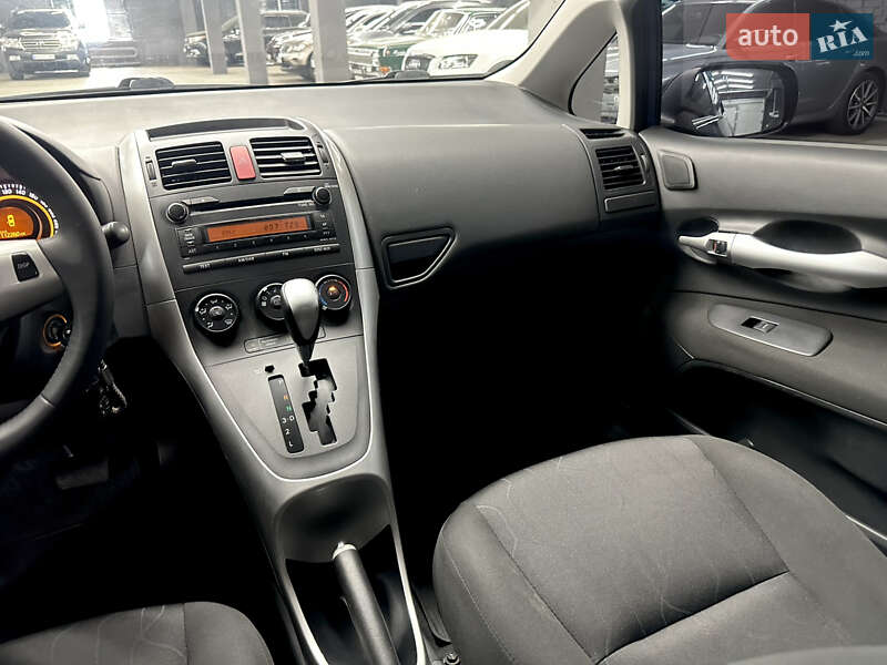 Хэтчбек Toyota Auris 2011 в Харькове фото 11 Хэтчбек Toyota Auris 2011 в Харькове