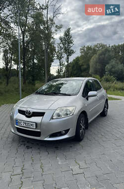 Хэтчбек Toyota Auris 2008 в Дрогобыче