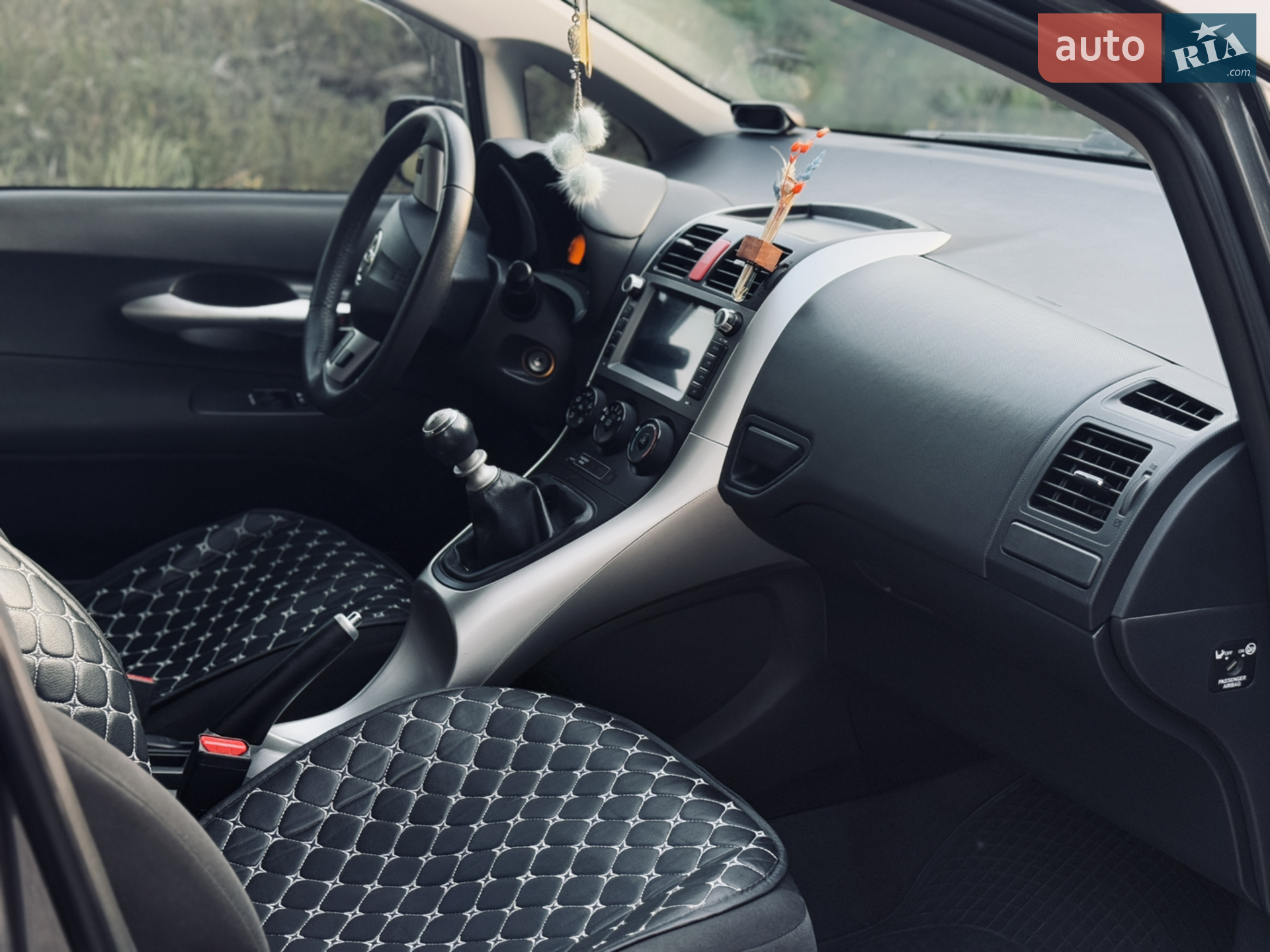 2012 Toyota Auris - мініатюра 12