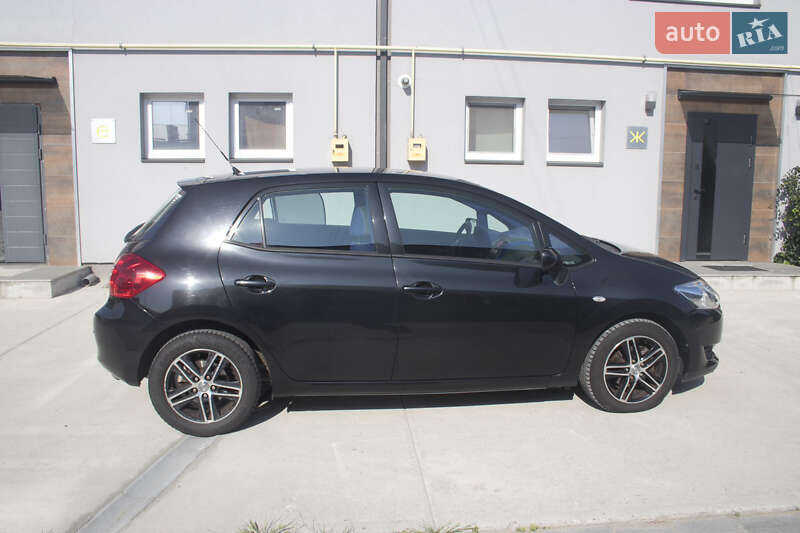 Хетчбек Toyota Auris 2008 в Києві фото 4 Хетчбек Toyota Auris 2008 в Києві