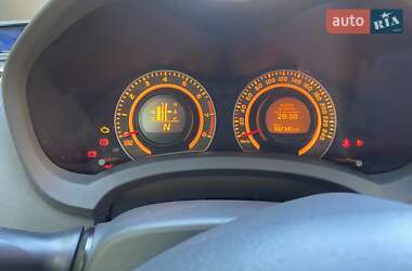 Хэтчбек Toyota Auris 2009 в 