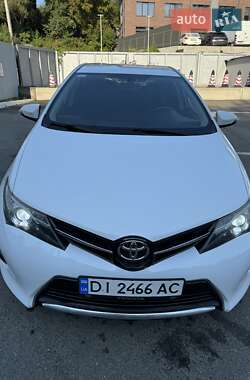 Хэтчбек Toyota Auris 2013 в Киеве