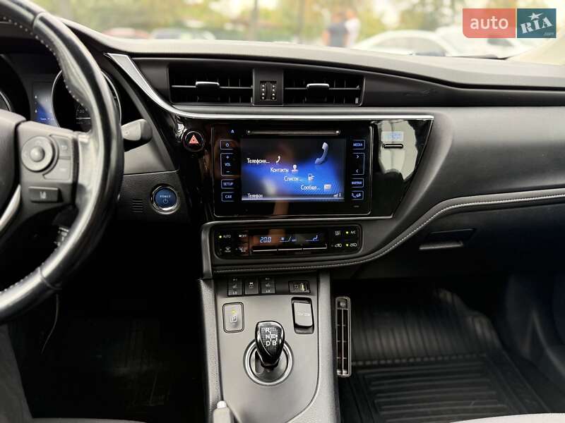 Універсал Toyota Auris 2018 в Києві фото 19 Універсал Toyota Auris 2018 в Києві