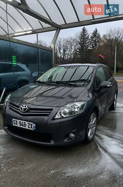 Хетчбек Toyota Auris 2010 в Рівному