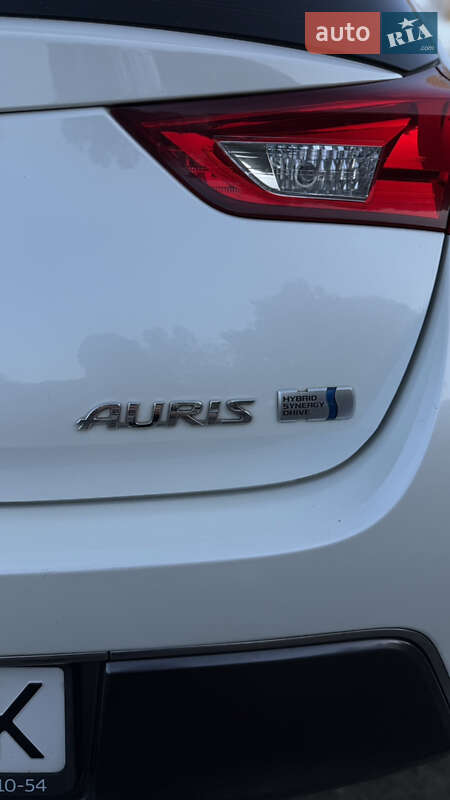 Хетчбек Toyota Auris 2014 в Василькові