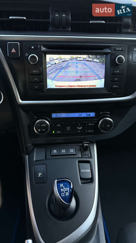 Хетчбек Toyota Auris 2014 в Василькові