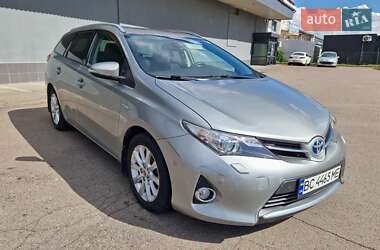 Универсал Toyota Auris 2013 в 