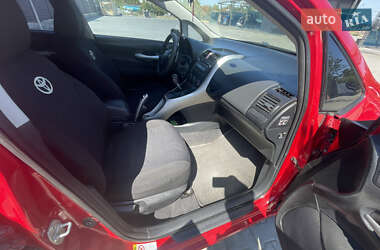 Хетчбек Toyota Auris 2007 в 