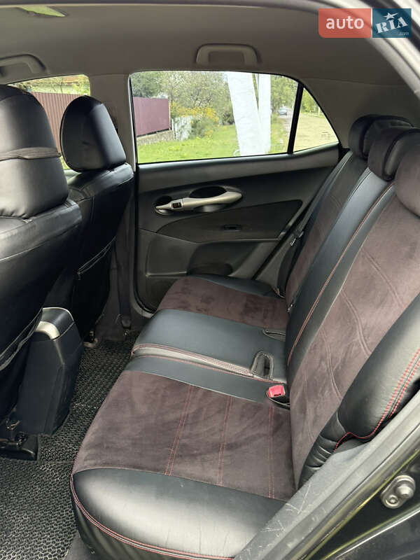 Хэтчбек Toyota Auris 2008 в Рокитном фото 14 Хэтчбек Toyota Auris 2008 в Рокитном