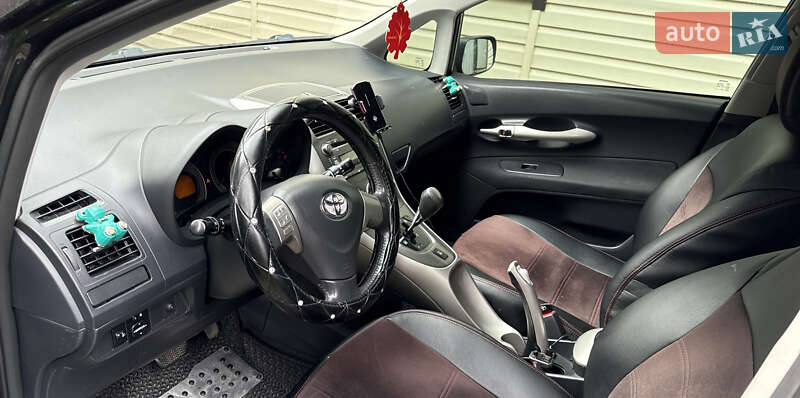 Хэтчбек Toyota Auris 2008 в Рокитном фото 7 Хэтчбек Toyota Auris 2008 в Рокитном