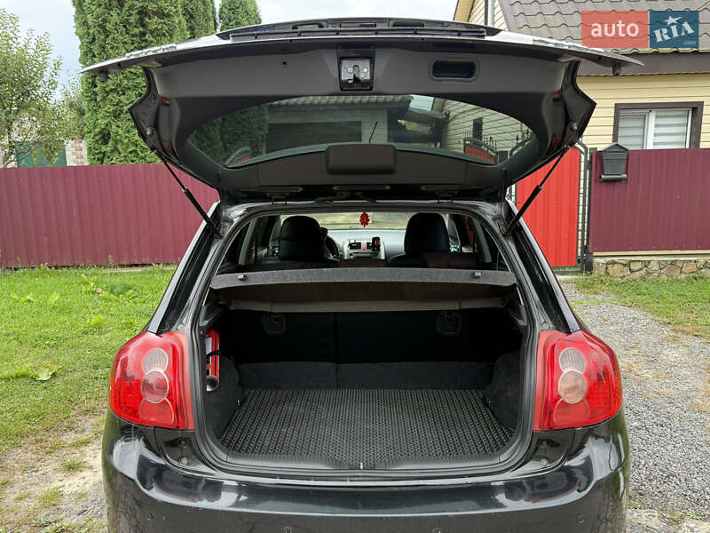 Хэтчбек Toyota Auris 2008 в Рокитном фото 15 Хэтчбек Toyota Auris 2008 в Рокитном