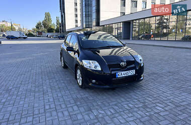 Хэтчбек Toyota Auris 2007 в Днепре
