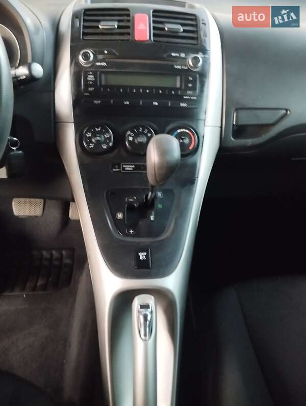 Хэтчбек Toyota Auris 2008 в Одессе