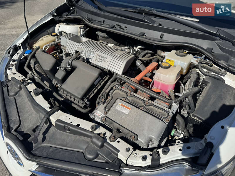 Хэтчбек Toyota Auris 2013 в Киеве