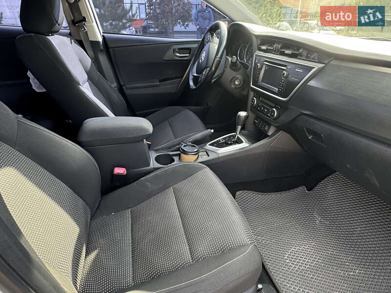 Хэтчбек Toyota Auris 2013 в Днепре фото 8 Хэтчбек Toyota Auris 2013 в Днепре
