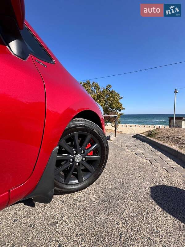 Хетчбек Toyota Auris 2010 в Чорноморську фото 19 Хетчбек Toyota Auris 2010 в Чорноморську