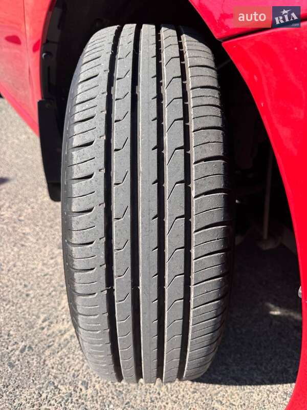 Хетчбек Toyota Auris 2010 в Чорноморську фото 24 Хетчбек Toyota Auris 2010 в Чорноморську