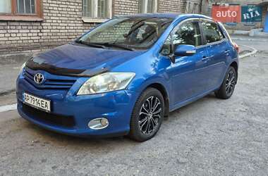 Хэтчбек Toyota Auris 2010 в Запорожье